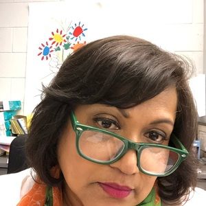 Meet your Posher, Khurshid